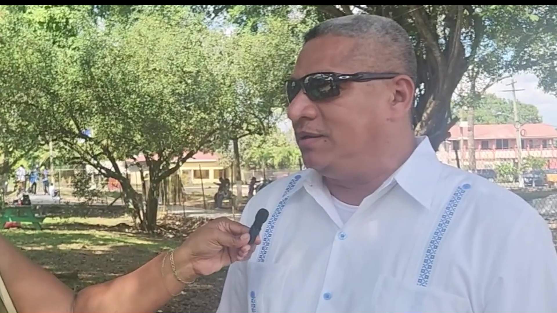Oscar Mira
